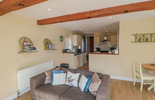 North York Moors National Park Cottage | Pet-Friendly ERICA'S 'EAVEN with Garden in Kirkbymoorside