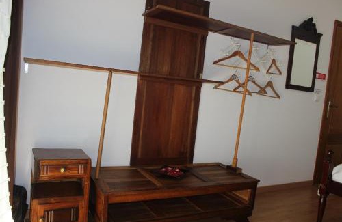 Ericeira Hostel | Relax at Ericeira Chill Hill Hostel & Private Rooms Today!