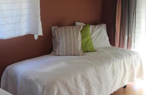 Ericeira Hostel | Relax at Ericeira Chill Hill Hostel & Private Rooms Today!