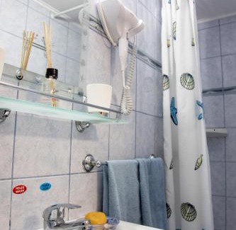 Gyula Apartment | Top-Rated Erika Mini Apartman with Oceanfront Views