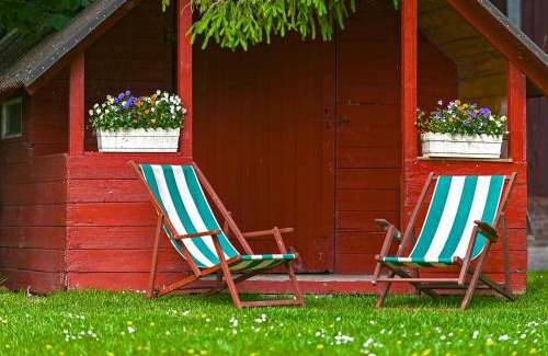 Otterndorf Apartment | Discover Erlebnishof Katthusen with Ocean Views and Breakfast