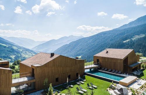 La Via Hotel | Discover Erlebnisort Gassenhof: Oceanfront Bliss Awaits