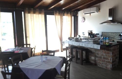 Falcone Bed & Breakfast | Family-Friendly Ermes B&B with Kitchen Amenities, Rated 9/10