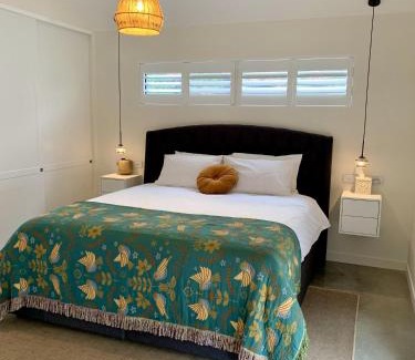 Erowal Bay Villa | Experience Erowal Bay Guesthouse with Oceanfront Views