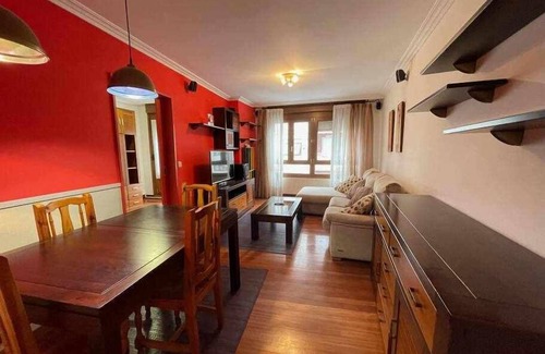 Bermeo Apartment | Erribera Etxea - Spacious Apartment with Parking & Family Amenities