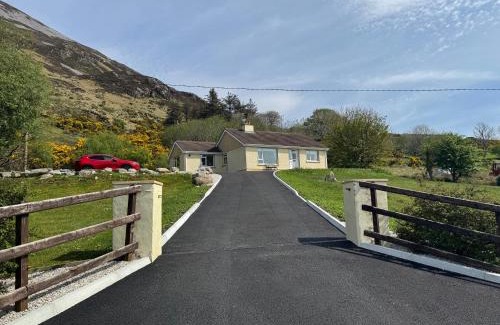 Dunlewy House | Pet-Friendly Errigal Lodge in Dunlewey - Rated 9.2/10