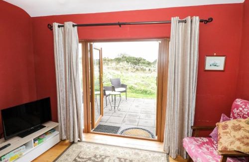 Ballyconneely House | Pet-Friendly Errisbeg: Family Welcome Awaits You!