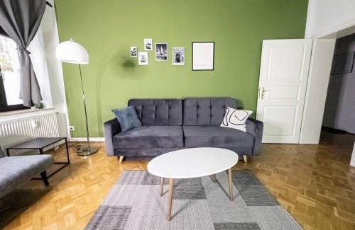 Gohlis Apartment | Stylish 3-Bedroom Apartment in a Pet-Friendly Escape