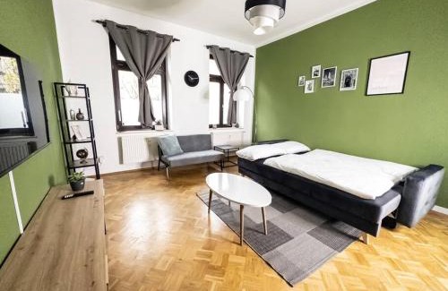 Gohlis Apartment | Stylish 3-Bedroom Apartment in a Pet-Friendly Escape
