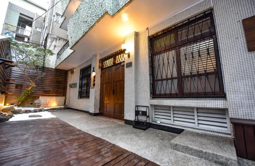 Tainan City Centre House | Family-Friendly Eryang Homestay with Perfect 10/10 Rating