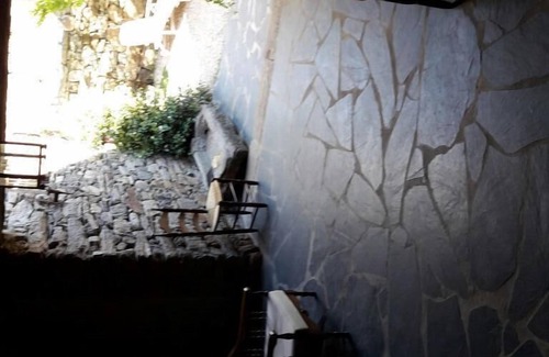 Portela de Portomourisco Cottage | Idyllic Rural Retreat with Pool and Spa Amenities