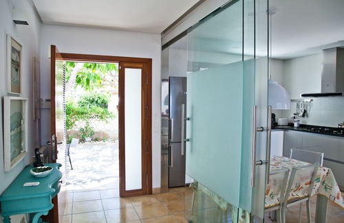 Palma de Mallorca Villa | Oceanfront Relaxation at A Balcony on the Sea of Mallorca
