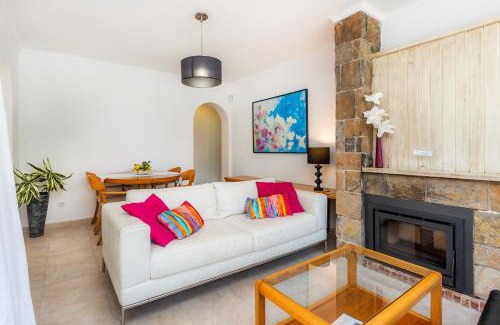 Son Moll House | Family-Friendly Es Claper: 4-Star Guest Rated at 9.7