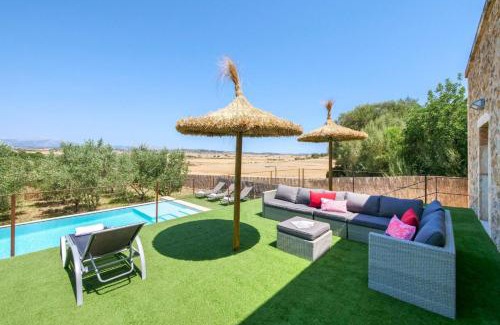 Maria de la Salut Villa | Discover Es Gassons: Family-Friendly Retreat with Pool