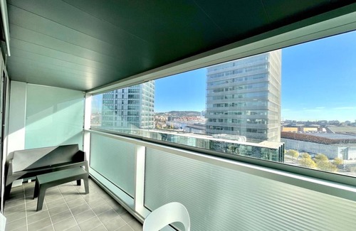 El Port Apartment | Top-Rated Apartment Near Fira Gran Via with Unique Amenities