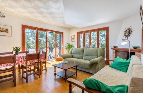 Cala s'Almonia House | Experience Es Jaç: Family-Friendly Retreat with 9.3 Rating