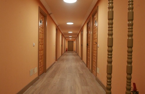 La Serna del Monte Apartment | Hostal Buitrago - Double room 7 with private bathroom