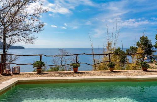 Alconasser Villa | Relax at Es Racó d'Alconàsser: 4-Star Family Retreat