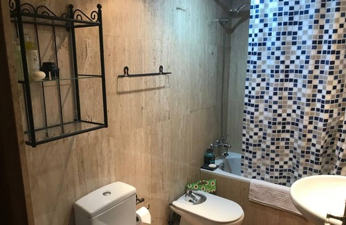 Tramacastilla de Tena Apartment | Cozy Apartment in Sallent de Gállego-El Formigal for 4