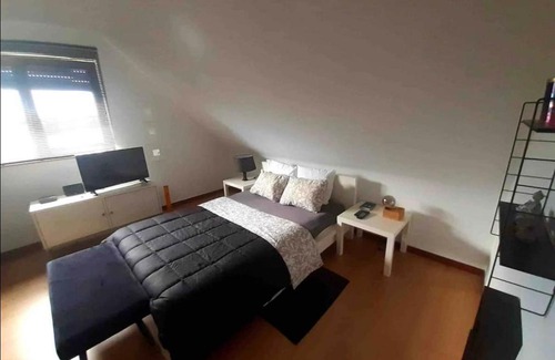 Chapelle-lez-Herlaimont Bed & Breakfast | Cozy Escala B&B with Inviting Hot Tub & Great Reviews