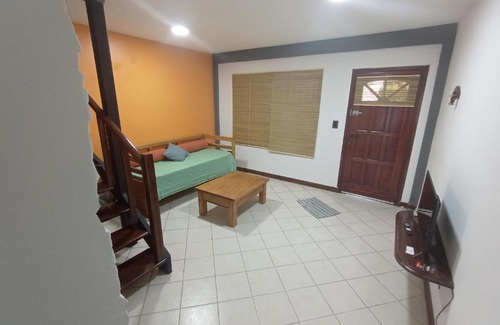 Luis Guillon Apartment | Guest Rated 10/10: Escala Ezeiza with Family-Friendly Amenities