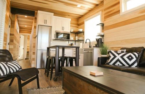 Escalante House | Unforgettable Escalante Escapes: Tumble Weed Bunk Retreat