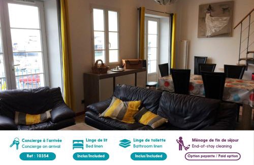 Ile d'Yeu Apartment | Seaside Retreat on the Quays of Ile d'Yeu – Family-Friendly