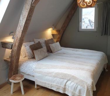Lustin Bed & Breakfast | Discover Escale Chambre d'hôtes in Historic Profondeville