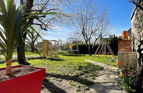 Noyers-sur-Cher House | Family-Friendly Escale du Faubourg Near Zoo Attractions