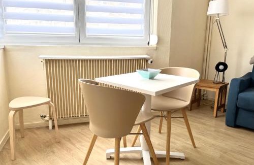 Hardelot-Plage Apartment | Oceanfront Studio with Sea View at Plage d'Opale