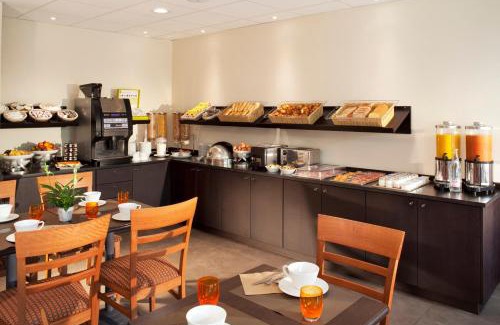 Bouguenais Hotel | Discover Escale Oceania Nantes Aéroport with Pool & Pet Perks
