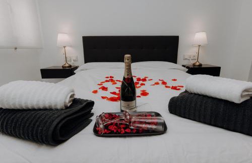 Area Metropolitana de Murcia Apartment | Experience the Elegance of Escapada Suite de Murcia