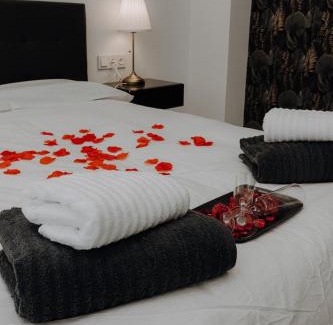 Area Metropolitana de Murcia Apartment | Experience the Elegance of Escapada Suite de Murcia