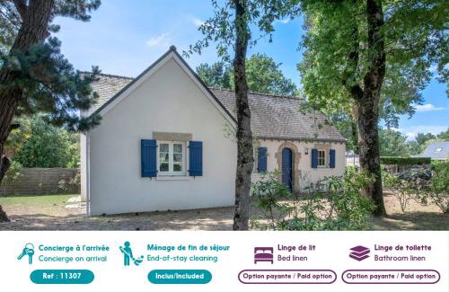 Asserac House | Tranquil Escape Steps from the Beach with Family-Friendly Amenities