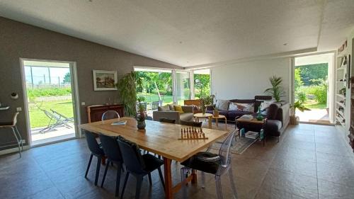 Plurien House | Charming Escapade Bretonne with Private Beach & Ocean Views