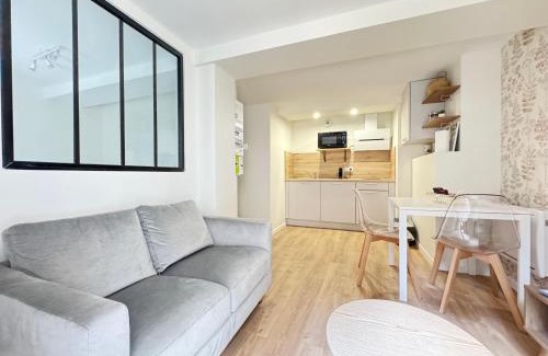 Riom Apartment | Escapade Confortable à Riom - 10 Couchages!