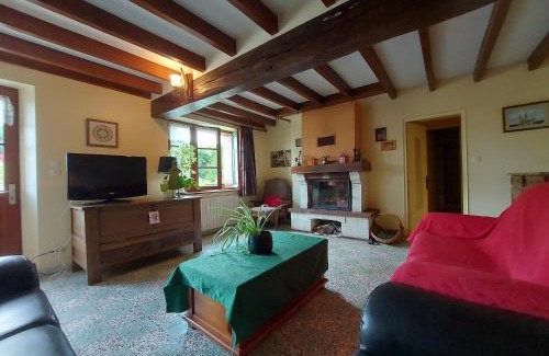 Mezieres-au-Perche House | Relaxing Retreat with Garden by the Ozanne River, Dangeau
