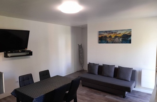 Aulnay-sous-Bois House | Discover Escapade Parisienne: Pet-Friendly Family Retreat