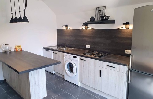 Vallouise-Pelvoux Apartment | Discover Escapadelia T4: Scenic Views and Cozy Amenities