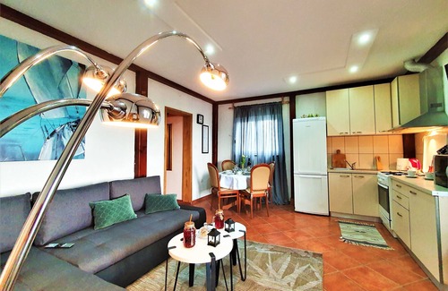 Drvenik Mali House | Relax at Escape Holiday House A with Jacuzzi & Ocean View