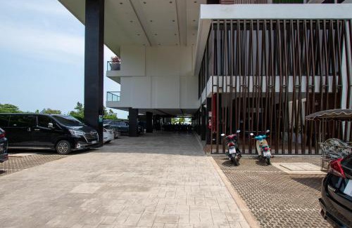 Kram Apartment | Oceanfront Escape II Condominium with Private Beach Access