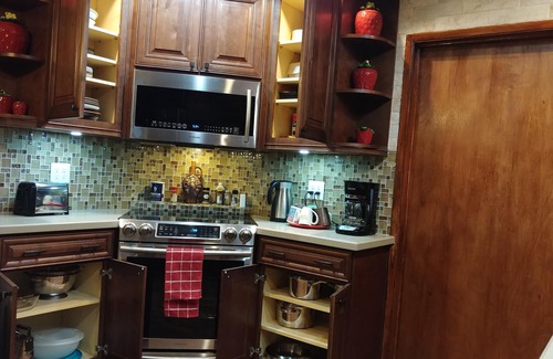 Las Vegas Villa | Tranquil Escape with Private Pool and Garden Oasis