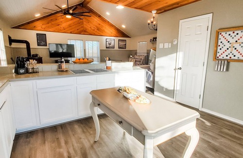 Bertram Other | Reconnect with Nature: Ocean View & Starry Nights Await