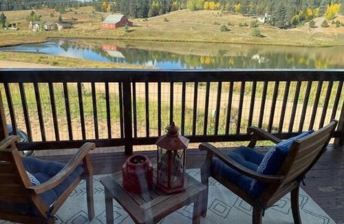 Spring Valley House | Beat the Heat at Trout N'About - Family-Friendly Lakeside Retreat