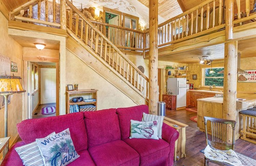 Randle Cottage | Reconnect with Nature at Elk Meadows Cottage: 10/10 Rated