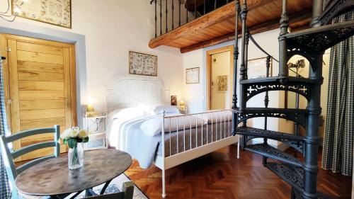 Cassia House | Escape to Comfort, Relax, and Love in Rome - Luxury Agriturismo 5 Suites