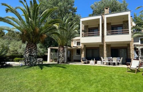Porto Carras Villa | Experience Serenity and Comfort at Villa Elina, Sithonia