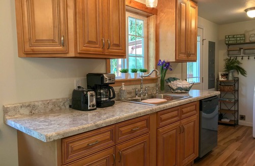 Ketchikan House | Experience Nature with Modern Comforts in Oceanfront Retreat