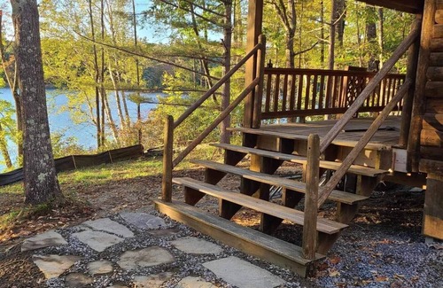 Winthrop Cabin | Tranquil Cabin Retreat by the Pond in Kennebec Valley