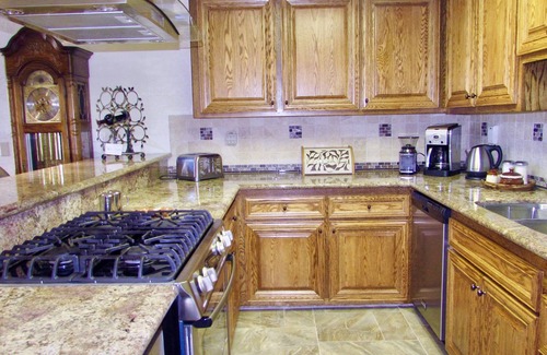 Tahoma Cabin | Pet-Friendly West Lake Tahoe Chalet with Spa & Hot Tub